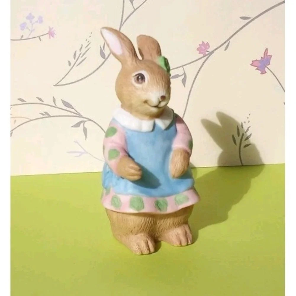 Vtg Bunny Rabbit Napkin Rings Boy‎ Girl Easter Spring Table Decor 4 pc Bisque